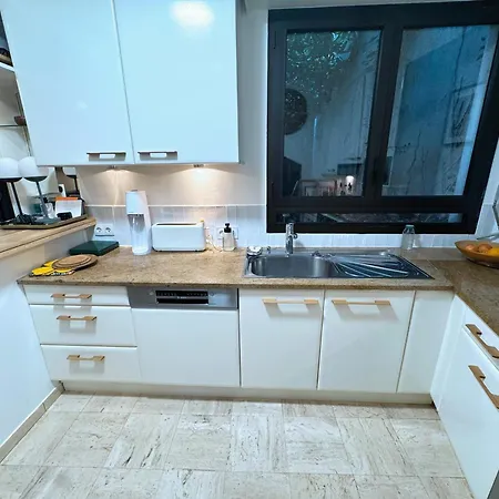 Apartment Le Jardin Des Tanneries By Uta House *
