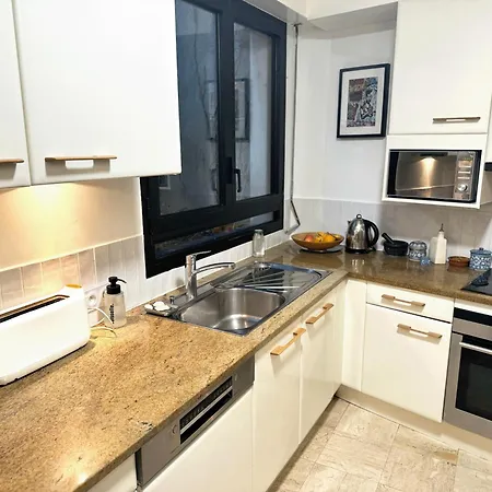Le Jardin Des Tanneries By Uta House Apartment Paris